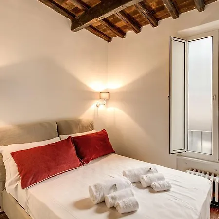 Campo De Fiori Apartament *